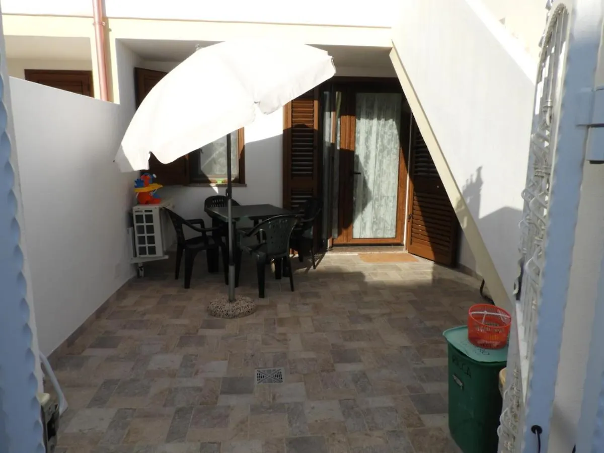 Baby House Calasetta - Iun P5263