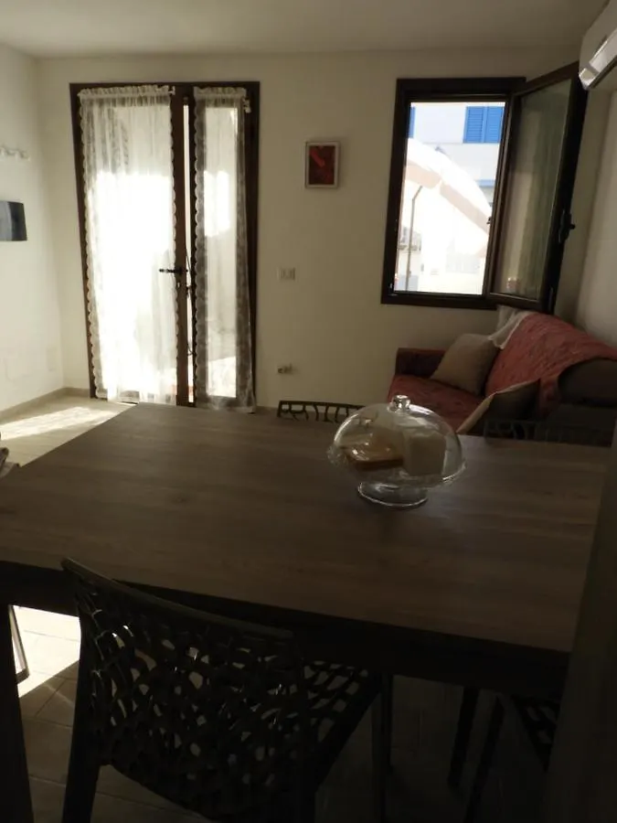 Baby House Calasetta - Iun P5263 איטליה